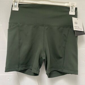 Senita Athletics bike shorts